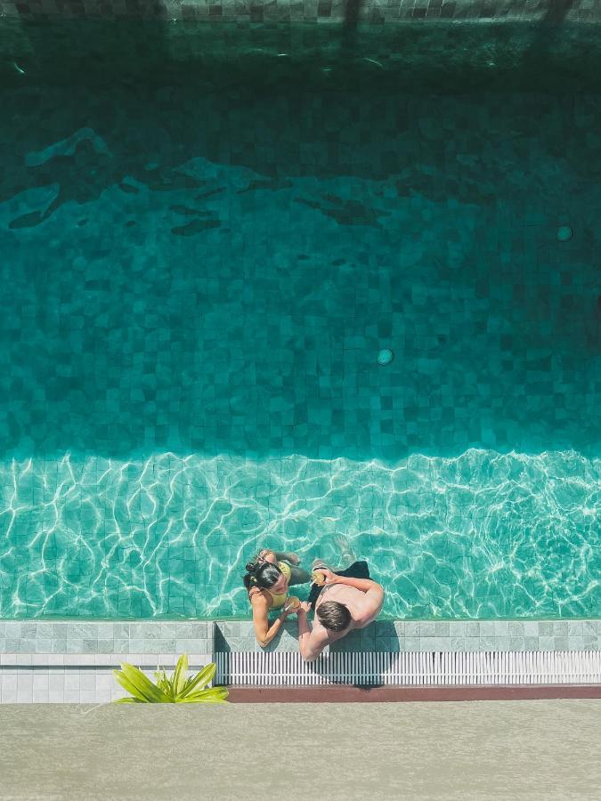 Sky Beach Maldives - Dhiffushi Buitenkant foto