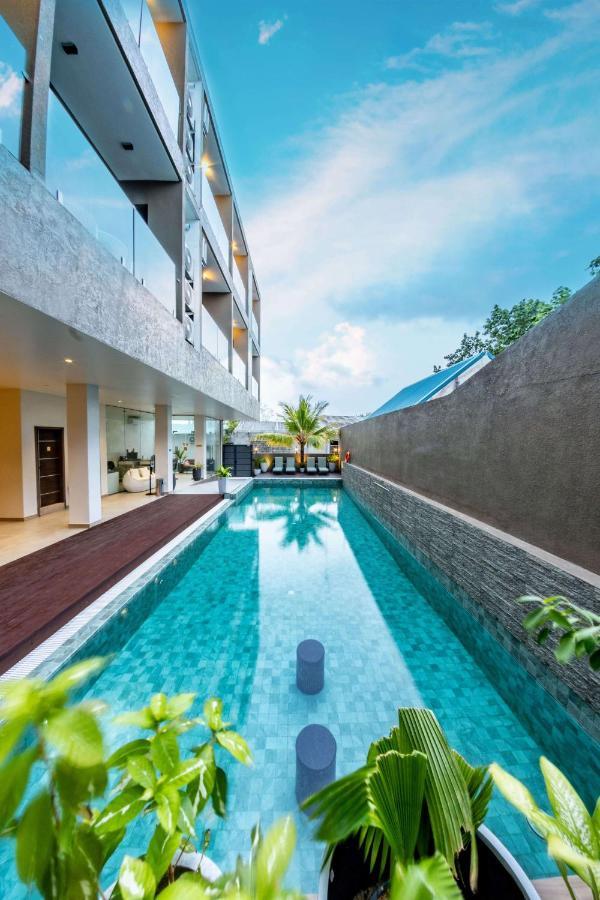 Sky Beach Maldives - Dhiffushi Buitenkant foto