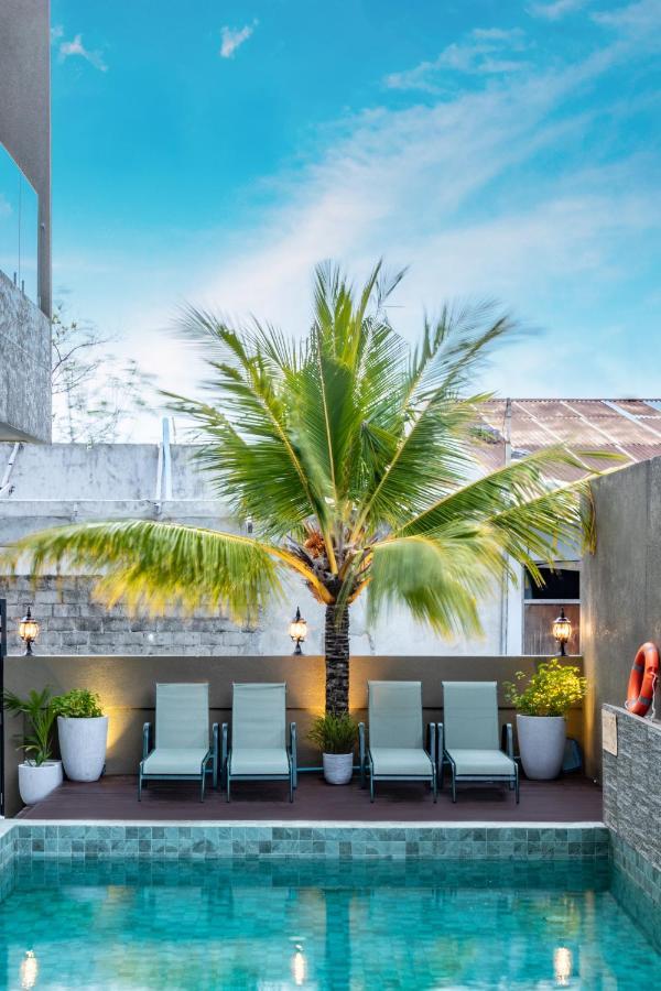 Sky Beach Maldives - Dhiffushi Buitenkant foto